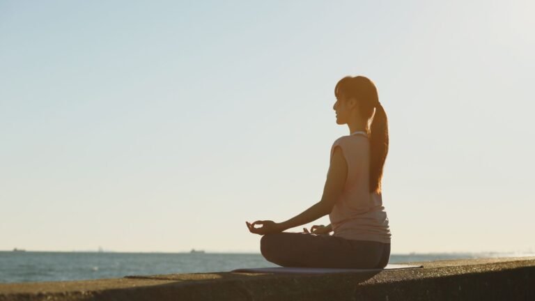 Mindfulness Clínico X Meditação Comum: O Que Diz A Psicologia Baseada Em Evidências