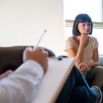 Terapia E Medicação Juntas: Como Psicólogo E Psiquiatra Dividem O Cuidado